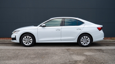 Škoda Octavia 1.5 TSI Drive 130 (pohľad zozadu)