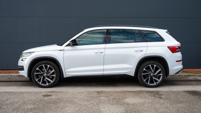 Škoda Kodiaq 2.0 TDI Sportline 4x4 (pohľad zozadu)