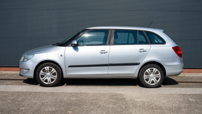 Škoda Fabia Combi 1.2 TSI Ambition (pohľad zboku)