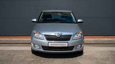 Škoda Fabia Combi 1.2 TSI Ambition (pohľad spredu)