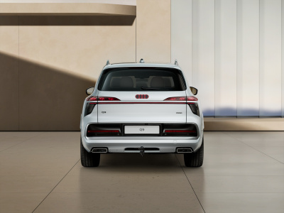 AUDI Q9 3.0 TDI Quattro  (pohľad spredu)