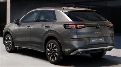 VW T-Roc 1.5 eTSI Life (pohľad zozadu)
