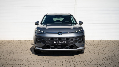 VW T-Roc 1.5 eTSI Life (pohľad zozadu)