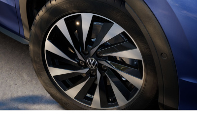 VW T-Roc 1.5 eTSI Limited (pohľad spredu)