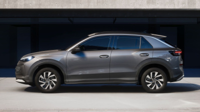 VW T-Roc 1.5 eTSI Trend (pohľad zboku)