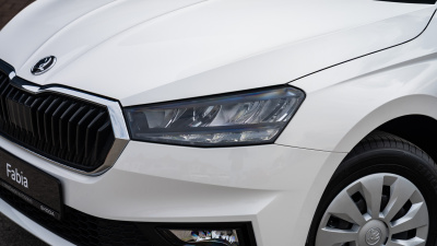 Fabia 1.0 MPI Essence (pohľad do interiéru)