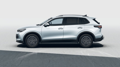 VW Tiguan 1.5 eTSI Limited (pohľad zboku)