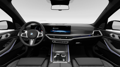 BMW X5 30d xDrive (pohľad do interiéru)
