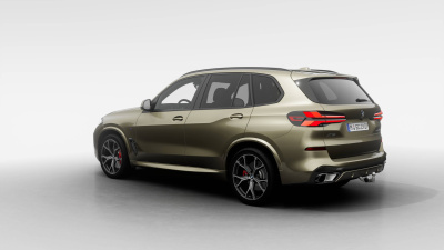BMW X5 30d xDrive (pohľad zboku)
