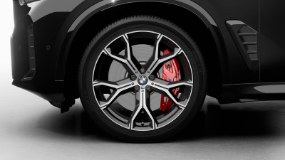 BMW X5 30d xDrive (pohľad spredu)
