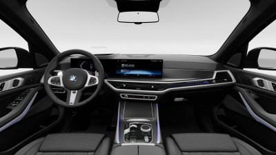 BMW X5 30d xDrive (pohľad do interiéru)