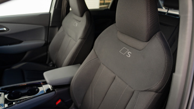 AUDI Q3 2.0 TFSI Quattro (pohľad spredu)
