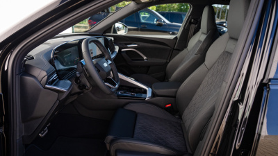 AUDI Q5 2.0 TDI Quattro (pohľad zboku)