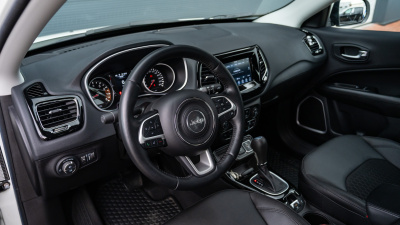 Jeep Compass 1.3 TURBO AUTOMAT