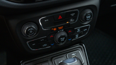 Jeep Compass 1.3 TURBO AUTOMAT