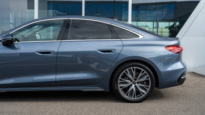 Audi A5 Limuzína 2.0 TFSI Quattro  (pohľad do interiéru)