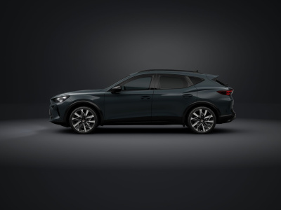 CUPRA Formentor 1.5 eTSI  (pohľad zboku)