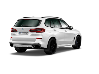 BMW X5 40i xDrive (pohľad zboku)