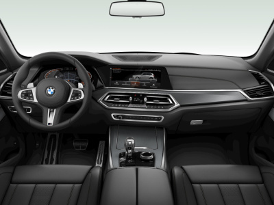 BMW X5 40i xDrive (pohľad spredu)