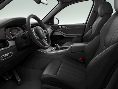 BMW X5 40i xDrive (pohľad do interiéru)