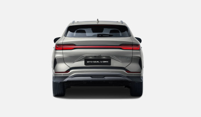 BYD SEAL U DM-i 1.5 Design AWD 2027 (pohľad zozadu)