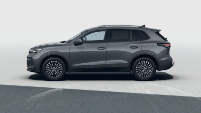 VW Tiguan Limited 1.5 eTSI (pohľad do interiéru)