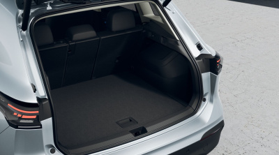 VW Tiguan 1.5 eTSI Limited (pohľad do interiéru)