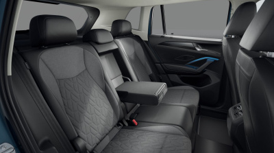 VW Tiguan 1.5 eTSI Limited (pohľad do interiéru)