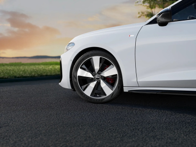 Audi A5 Limuzína 2.0 TDI Quattro (pohľad do interiéru)