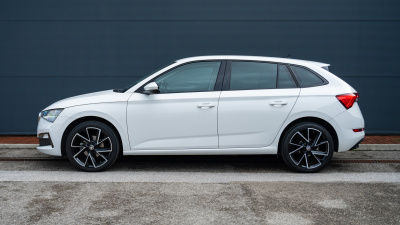 Škoda Scala 1.5 TSI Youbileum 125 (pohľad zozadu)