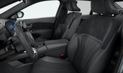 BMW i3 50 xDrive (pohľad zozadu)