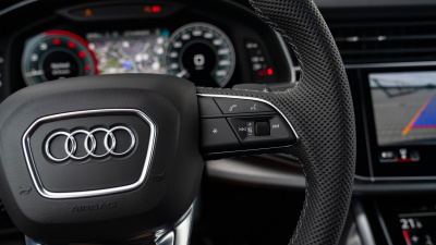 AUDI Q8 TFSIe PHEV quattro