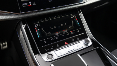 AUDI Q8 TFSIe PHEV quattro