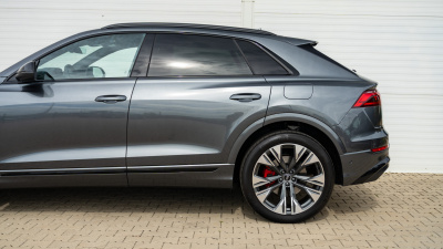 AUDI Q8 TFSIe PHEV quattro
