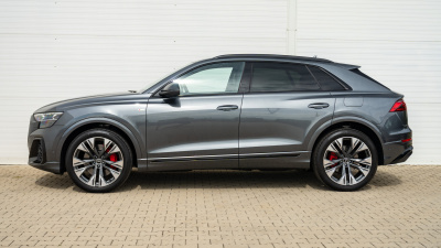 AUDI Q8 TFSIe PHEV quattro