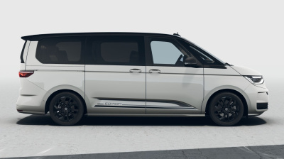 VW Multivan Life Long 2.0 TDI (pohľad do interiéru)