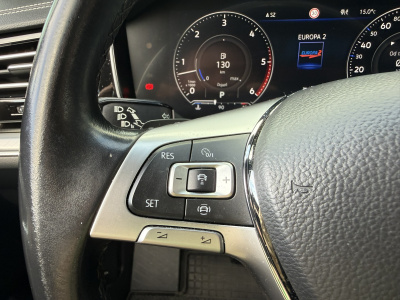 VW Touareg 3.0 TDI R-Line 