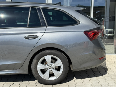 Škoda Octavia 2.0 TDI Ambition 4x4 (pohľad do interiéru)