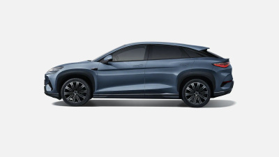 BYD SEALION 7 Excellence AWD (pohľad spredu)