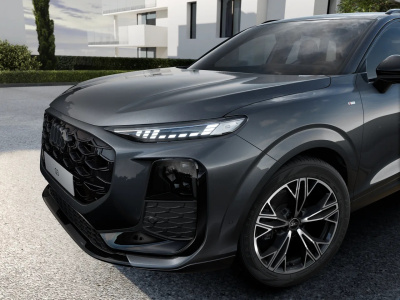 AUDI Q3 1.5 TFSI (pohľad do interiéru)