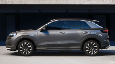VW T-Roc 1.5 TSI Hybrid Limited (pohľad zboku)