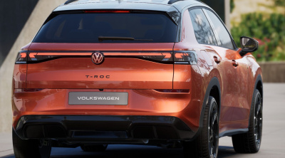 VW T-Roc 1.5 TSI Hybrid R-Line Limited (pohľad do interiéru)