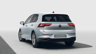 VW Golf 1.5 TSI Limited (pohľad zozadu)