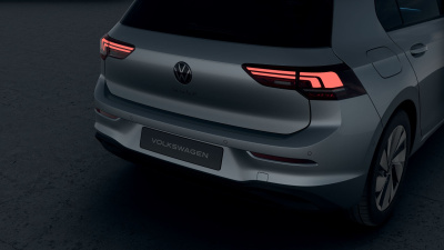 VW Golf 1.5 TSI Limited (pohľad do interiéru)