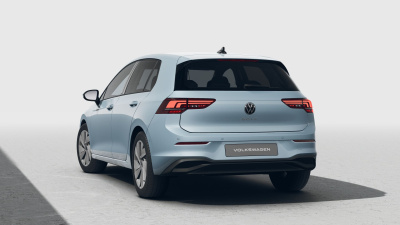VW Golf 1.5 TSI Limited (pohľad zozadu)