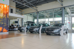 PRVÝ NOVOMESTSKÝ AUTOSERVIS (Pohľad 12)