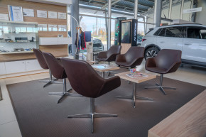 PRVÝ NOVOMESTSKÝ AUTOSERVIS (Pohľad 22)