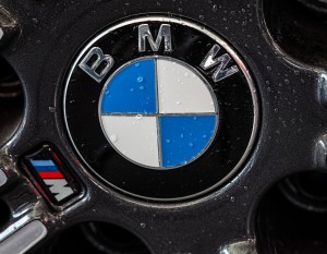 Akvizičný predajca originálnych náhradných dielov BMW